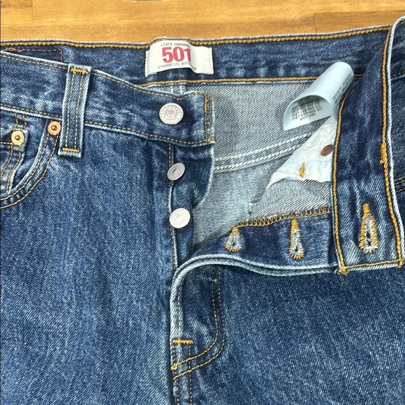 Levi's Blue Jean Shorts with Raw Hem - Picture 3 of 6